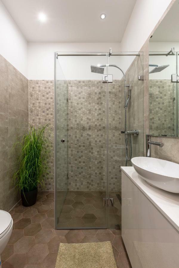 Deluxe Downtown Home 2 Bedrm, 2 Bathrm Budapest Extérieur photo
