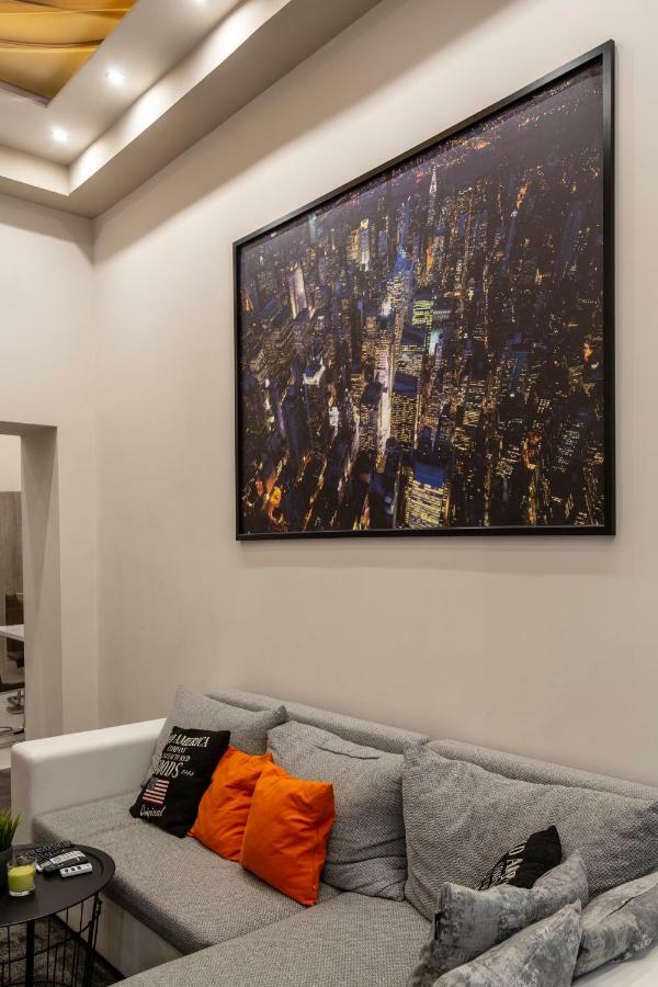 Deluxe Downtown Home 2 Bedrm, 2 Bathrm Budapest Extérieur photo